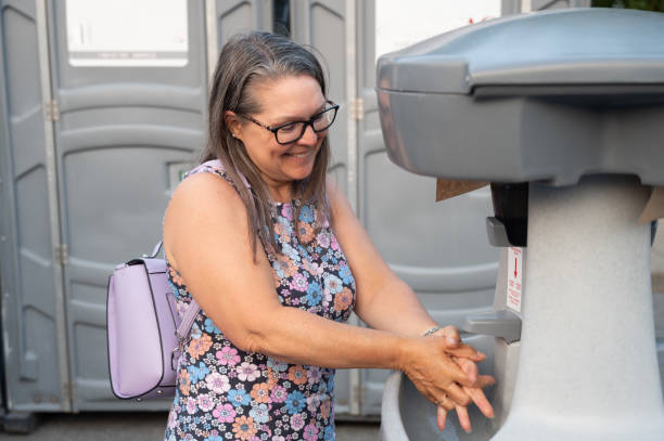Best Porta potty rental near me  in Peru, IN